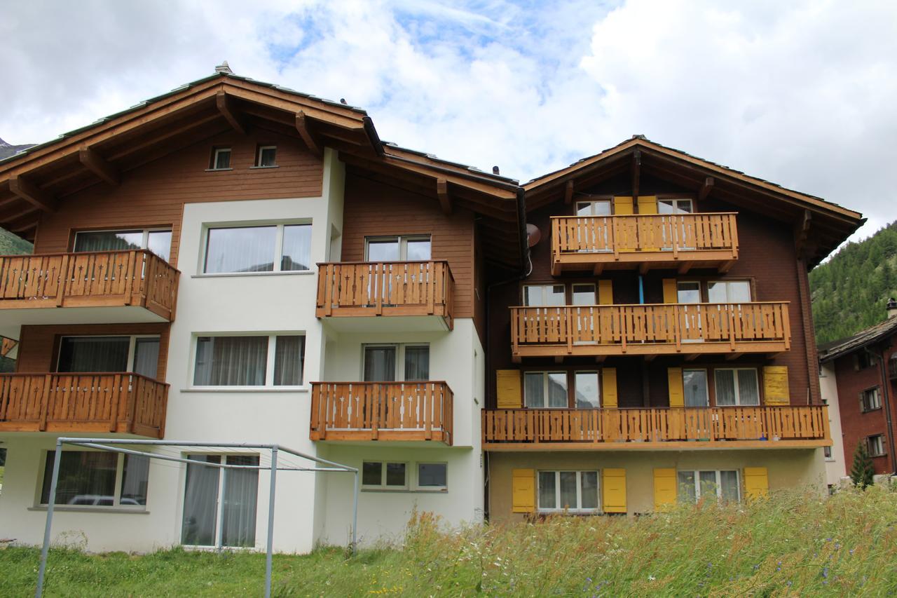 Вілла Haus Weideli, Dammstrasse 7 Саас-Грунд Екстер'єр фото